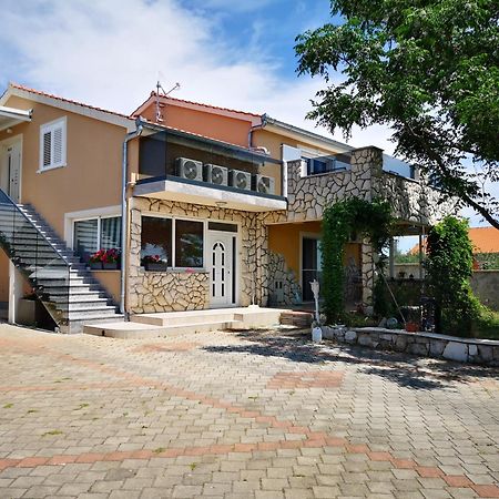 Apartman Chiara Galovac  Kamer foto