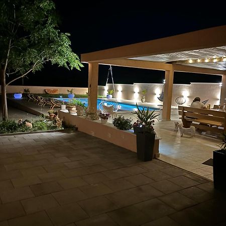 Apartman Chiara Galovac  Buitenkant foto