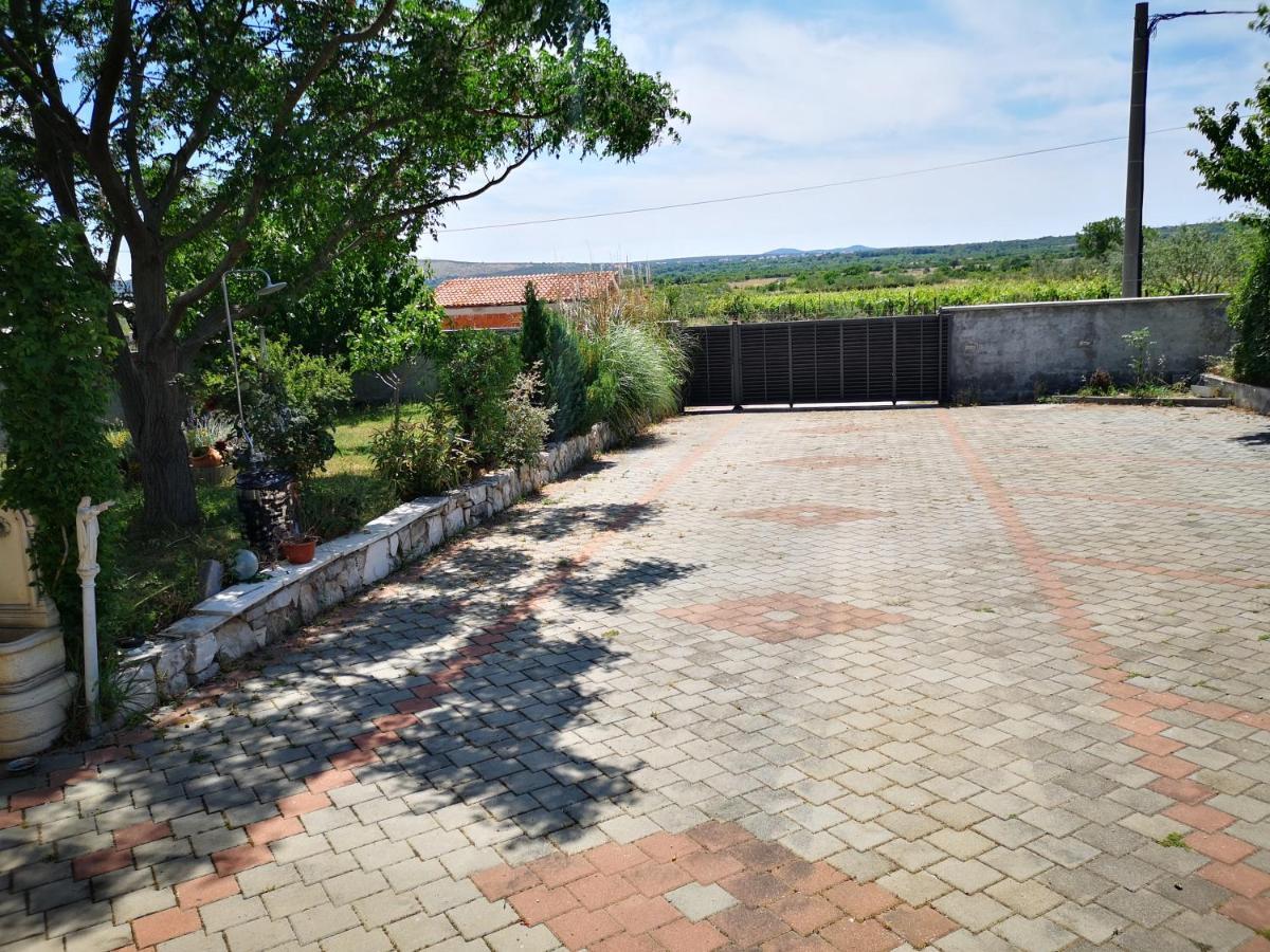 Apartman Chiara Galovac  Buitenkant foto
